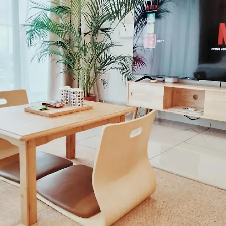 035 Palazio Apartment Japanese Style Studio Mount Austin Wifi & Netflix Johor Bahru Exterior photo