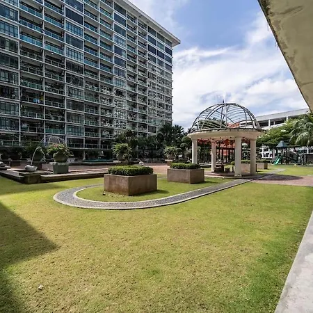 035 Palazio Apartment Japanese Style Studio Mount Austin Wifi & Netflix Johor Bahru Exterior photo