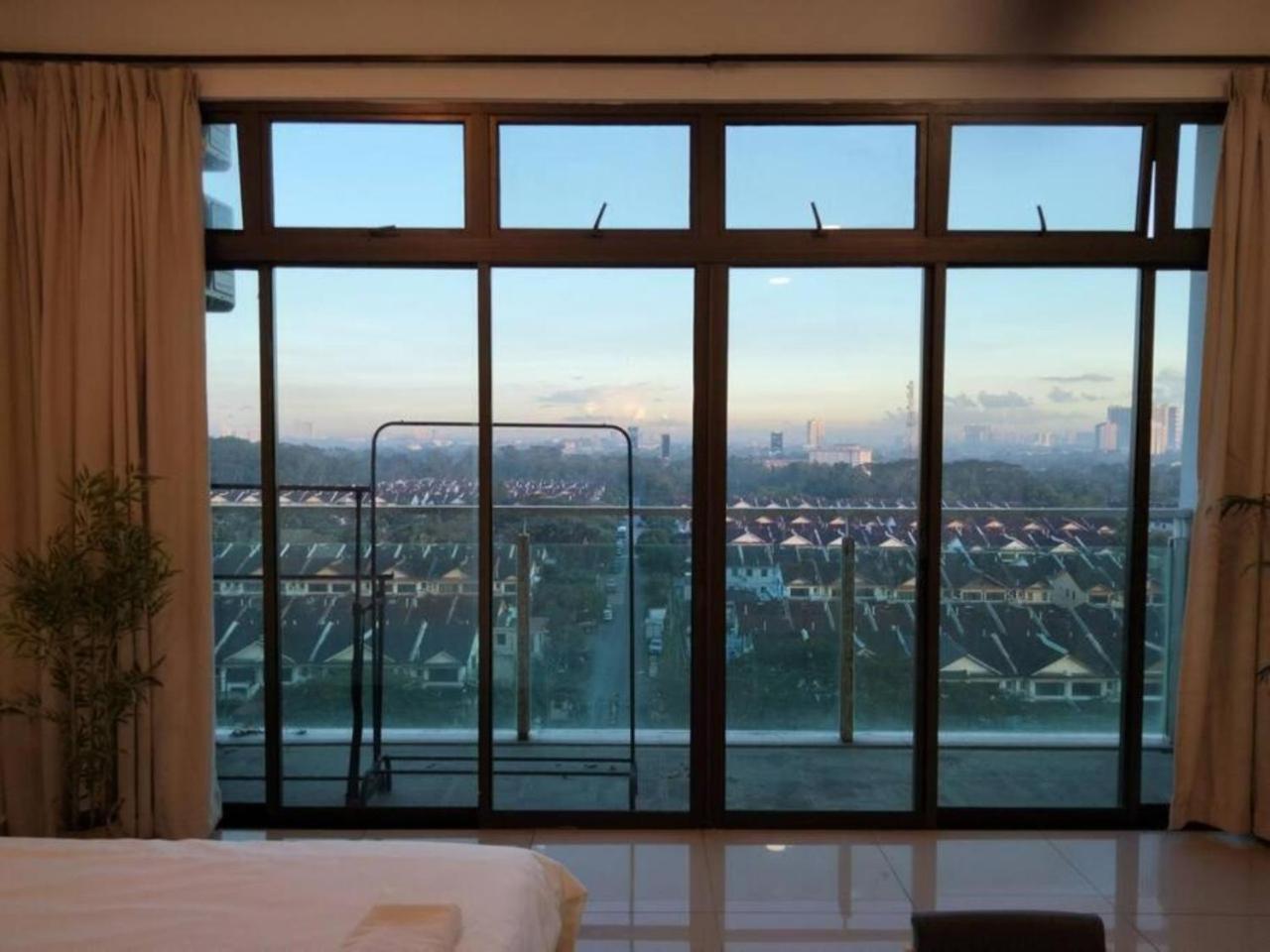 Apartemen 035 Palazio Japanese Style Mount Austin Wifi & Netflix Johor Bahru