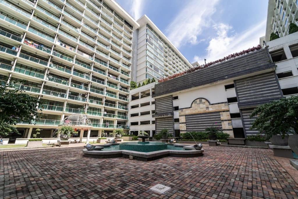 035 Palazio Japanese Style Mount Austin Wifi & Netflix Apartemen *