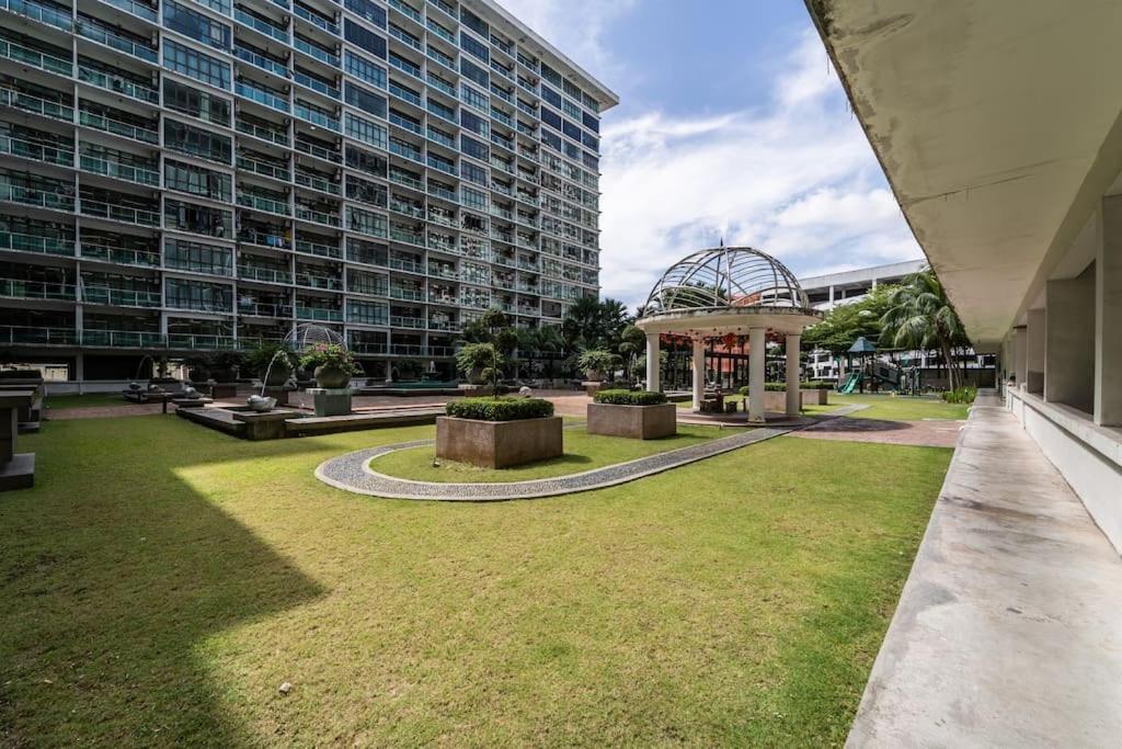 Apartemen 035 Palazio Japanese Style Mount Austin Wifi & Netflix *